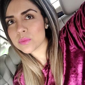 Meet your Posher, Miriam